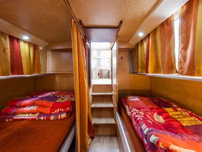 Cabin on 1107W-126, a Pénichette 1107 motorboat at Lattes, France