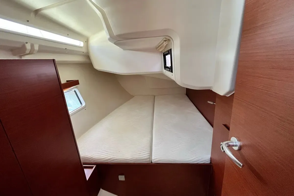 Cabin on Chrisama, a Hanse Yachts Hanse 418 sailboat at Kavala, Greece