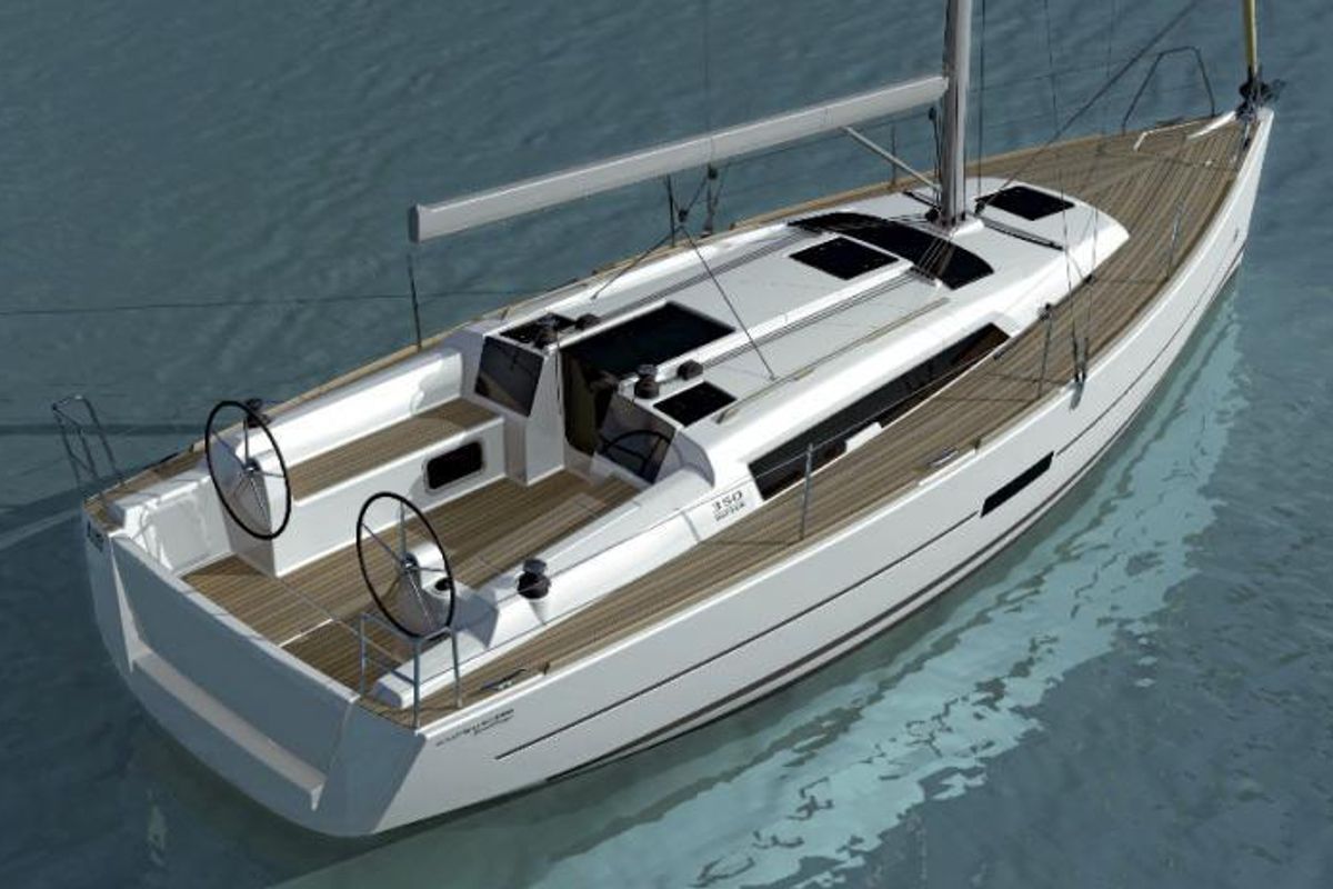 T'moana, a Dufour 350 GL sailboat at Marseille, France
