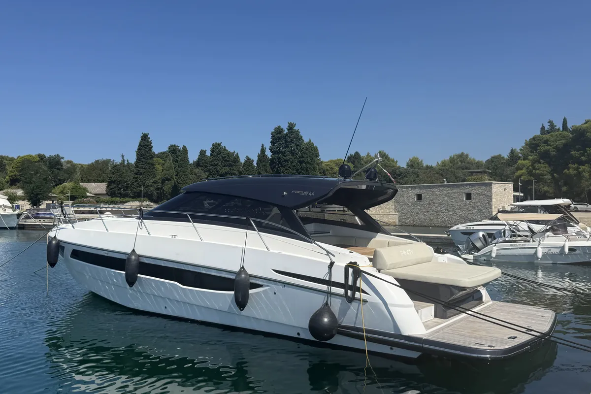 Pinoy, a Focus Motor Yachts Focus Power 44 motorboat at Grad Pula, Croatia