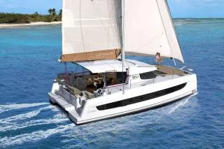 Exterior view of Ore et Philippe, a Bali Catsmart catamaran at Plan-d'Aups-Sainte-Baume, France