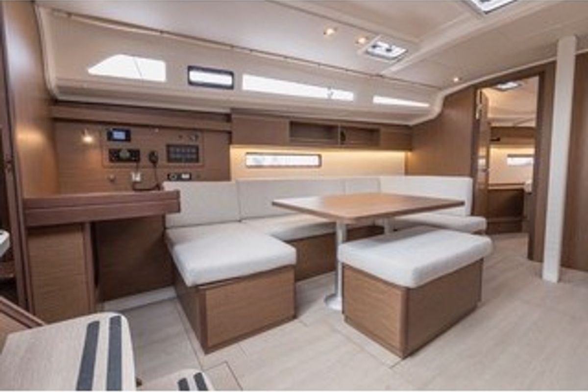 Salon of Proteo, a Beneteau Oceanis 40.1 sailboat at Marmaris, Turkey