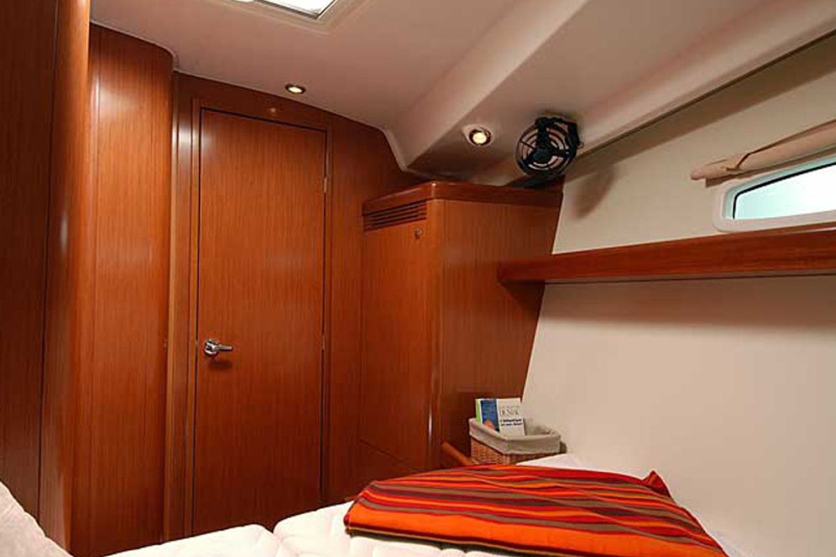 Cabin on GOODBAR, a Beneteau Oceanis 43 sailboat at Lisbon, Portugal