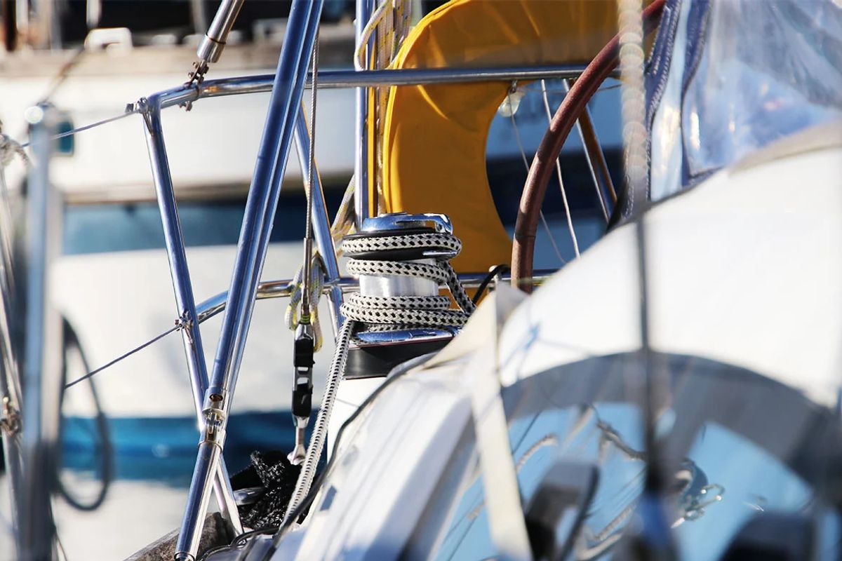Tizef, a Beneteau Oceanis 40 sailboat at Saint-Cast-le-Guildo, France