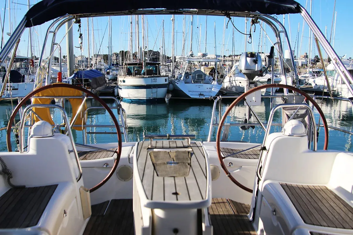 Cockpit of Tizef, a Beneteau Oceanis 40 sailboat at Saint-Cast-le-Guildo, France