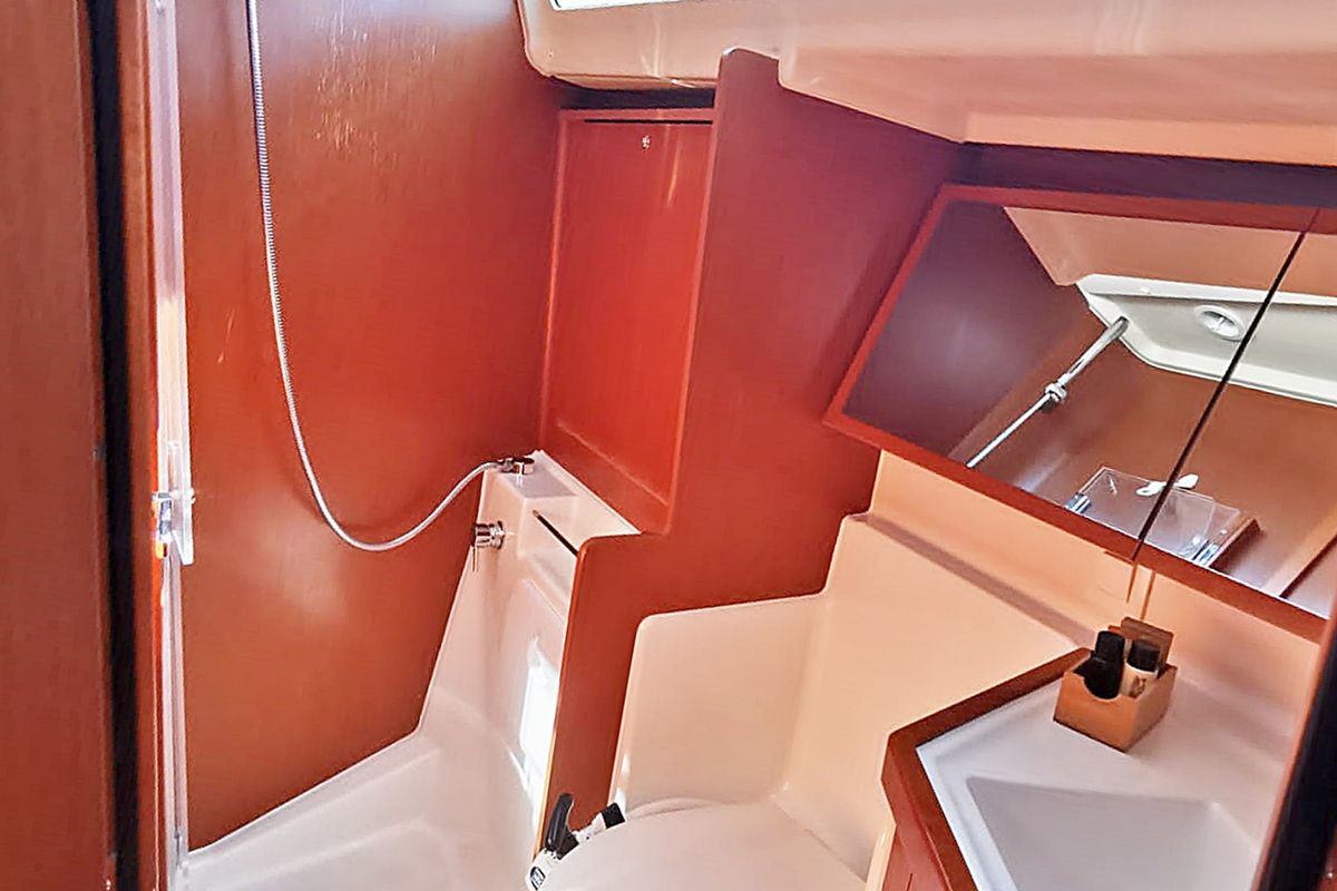Head on Office 2, a Beneteau Oceanis 41.1 sailboat at Split, Croatia