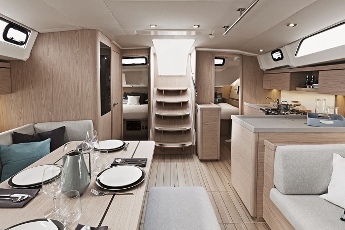 Salon of Sine Cura III 3136, a Beneteau Oceanis 46.1 sailboat at Seget Donji, Croatia