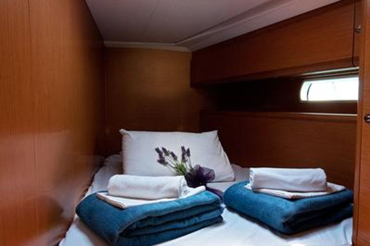 Cabin on Aqua Kiss, a Jeanneau Sun Odyssey 509 sailboat at Split, Croatia