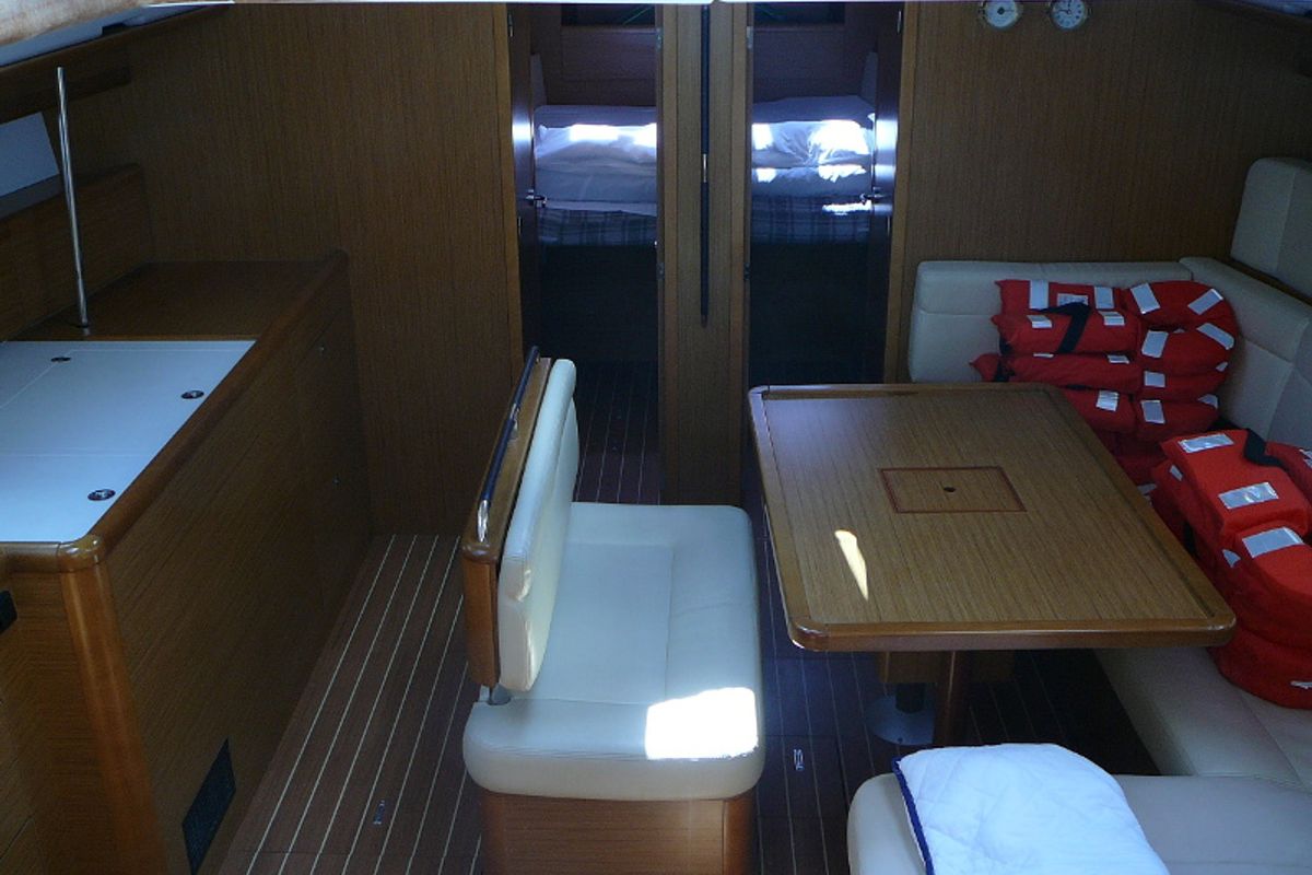 Salon of Vila I, a Jeanneau Sun Odyssey 49i sailboat at Općina Sukošan, Croatia