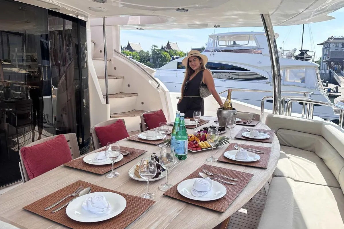 Major Affair, a Sunseeker Sunseeker 90 yacht at Pa Khlok, Thailand