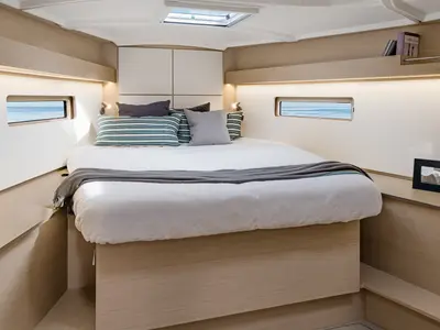 Roza, a Beneteau Oceanis 40.1 sailboat at Athens, Greece
