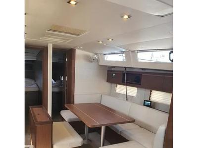 Salon of Anemos, a Beneteau Oceanis 46.1 sailboat at Volos Municipality, Greece