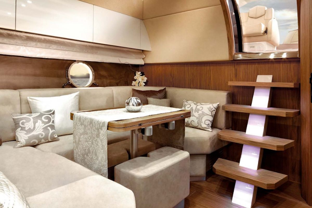 Salon of Piccerè, a Sessa Marine Sessa C48 motorboat at Salerno, Italy