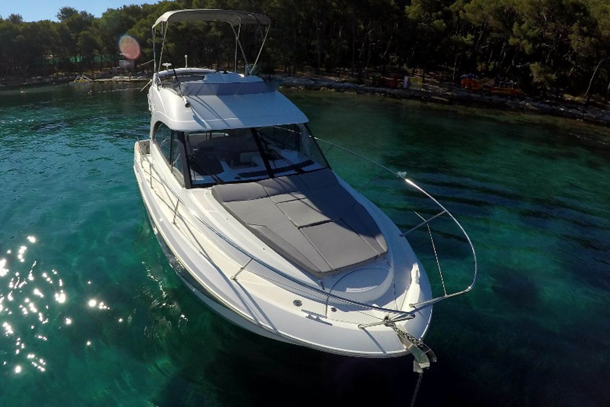 Exterior view of Lumar SeaMotion, a Beneteau Antares 30 Fly motorboat at Split, Croatia