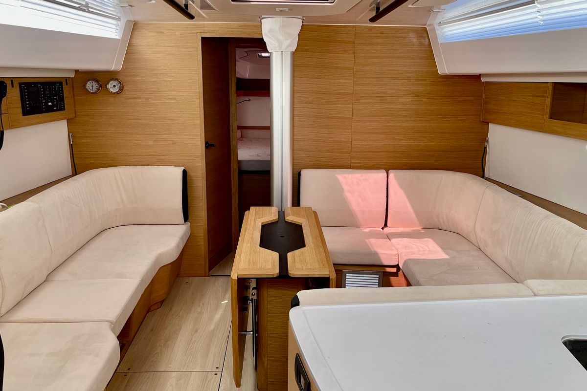 Salon of Loki, a Elan E6 sailboat at Pirovac, Croatia