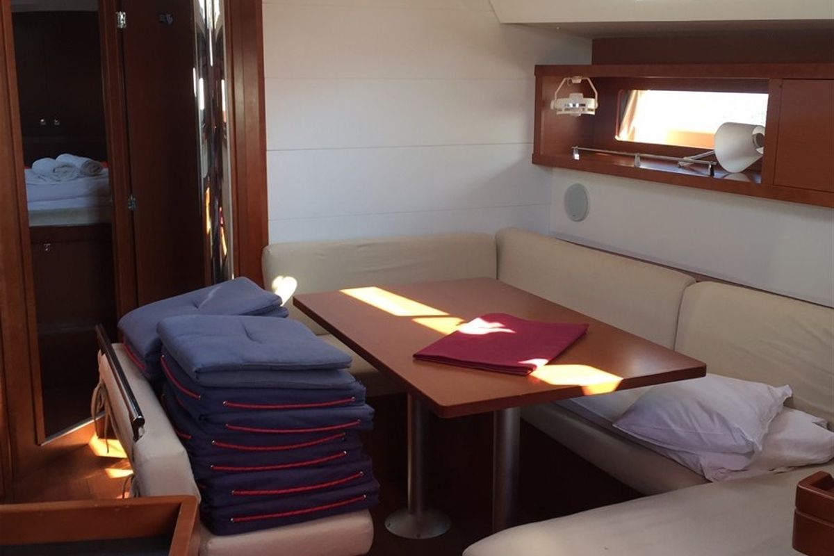 Salon of PARIJA, a Beneteau Oceanis 45 sailboat at Split, Croatia