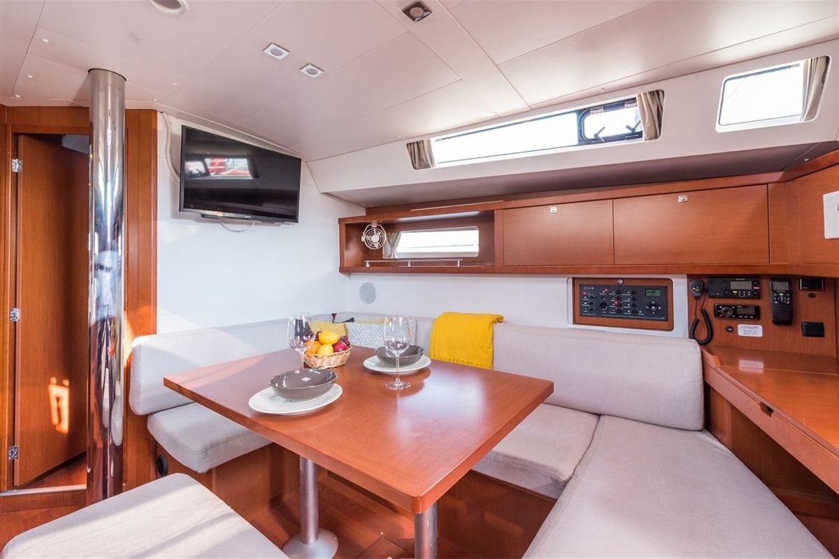 Salon of PARIJA, a Beneteau Oceanis 45 sailboat at Split, Croatia