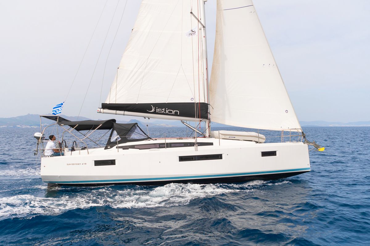 Exterior view of Pnoe, a Jeanneau Sun Odyssey 410 sailboat at Municipal Unit of Lefkada, Greece