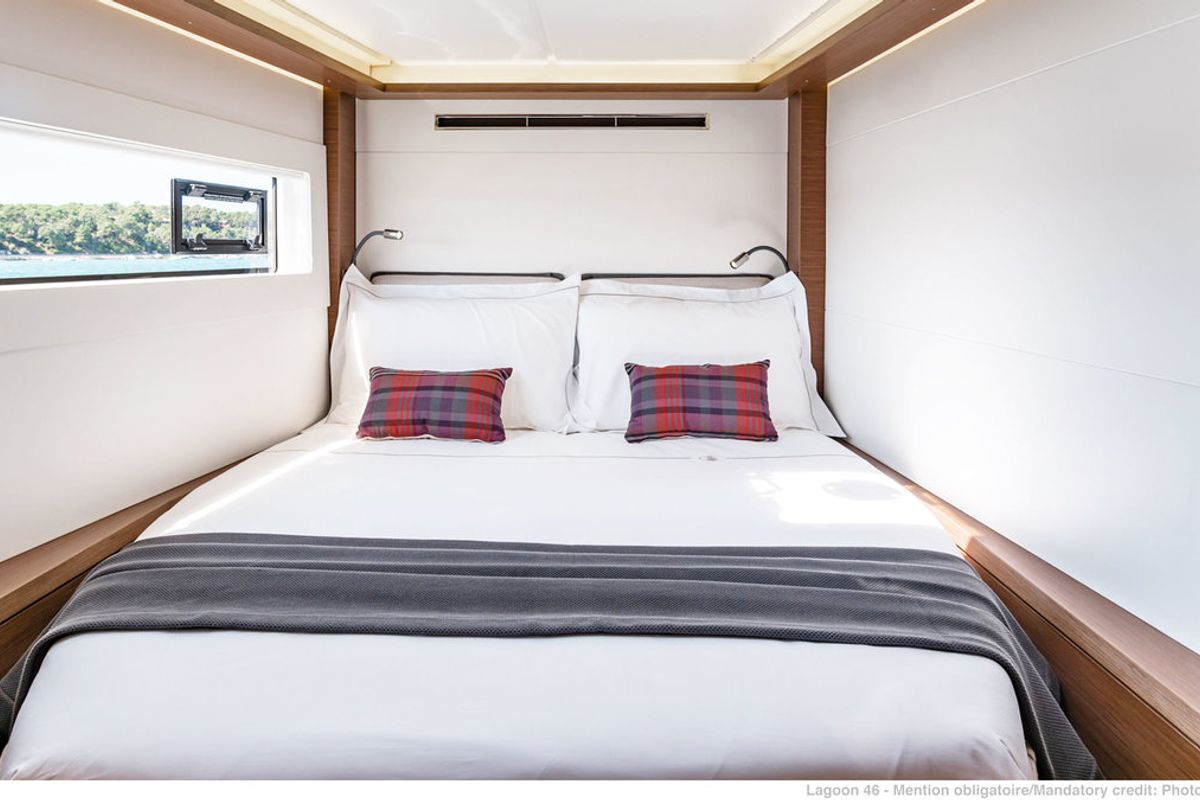 Cabin on Sunsail 46 Cat Classic, a Lagoon 46 catamaran at Tonnarella, Italy