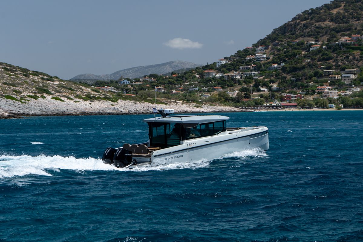 Exterior view of Evdoxia, a Saxdor Yachts Saxdor 320 GTC motorboat at Athens, Greece