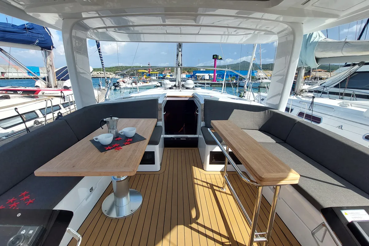 Deck of La Mariacristina, a Hanse Yachts Hanse 460 sailboat at Rosignano Solvay, Italy