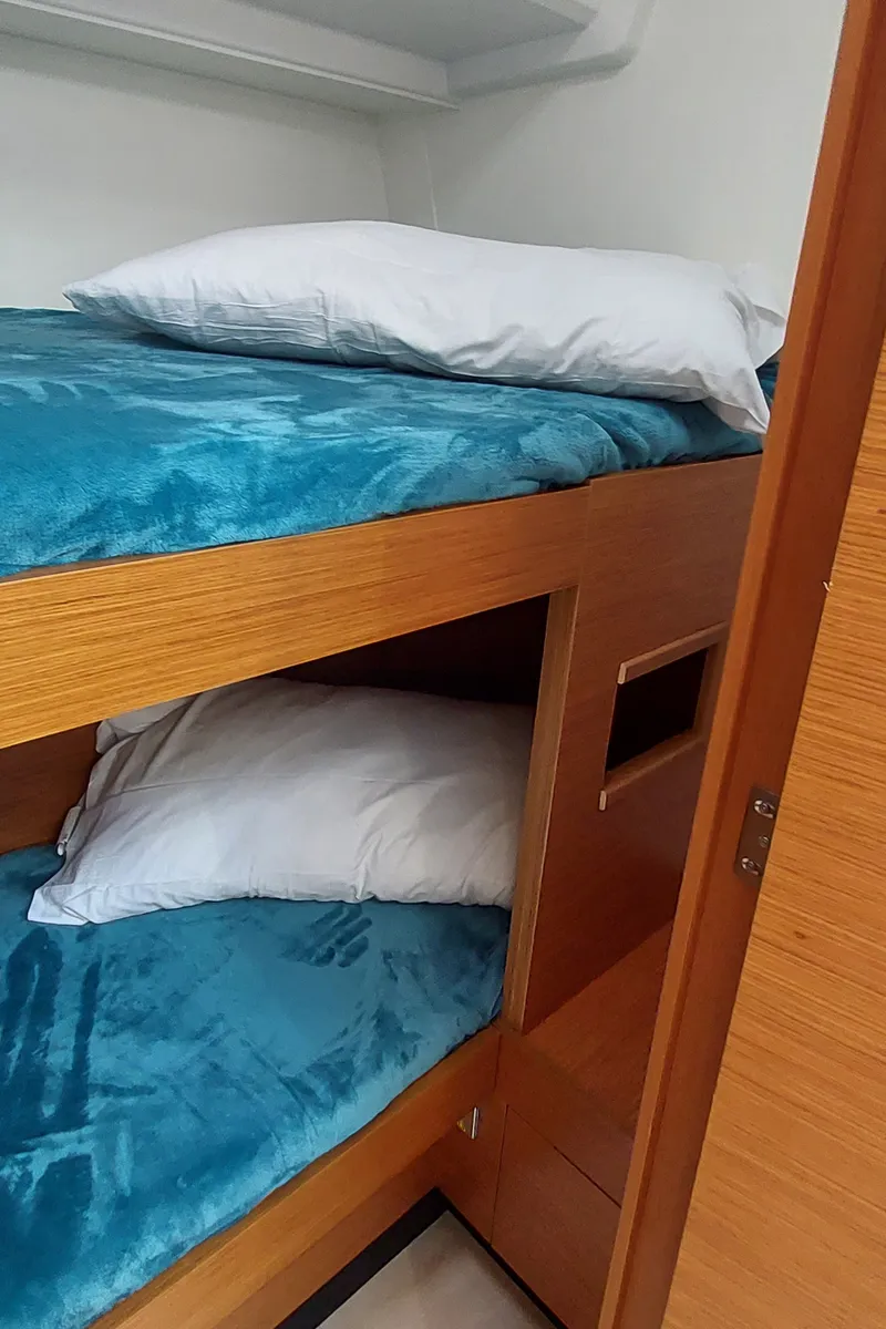 Cabin on La Mariacristina, a Hanse Yachts Hanse 460 sailboat at Rosignano Solvay, Italy