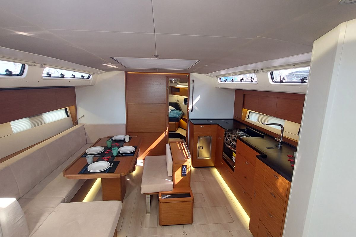 Salon of La Mariacristina, a Hanse Yachts Hanse 460 sailboat at Rosignano Solvay, Italy
