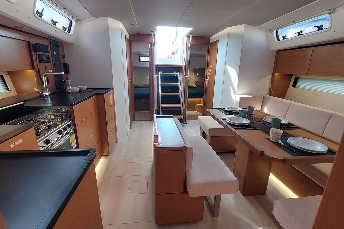 Galley of La Mariacristina, a Hanse Yachts Hanse 460 sailboat at Rosignano Solvay, Italy