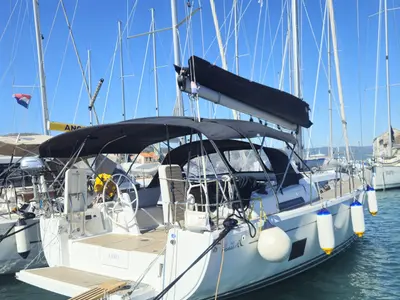 Faro, a Hanse Yachts Hanse 418 sailboat at Grad Biograd na Moru, Croatia