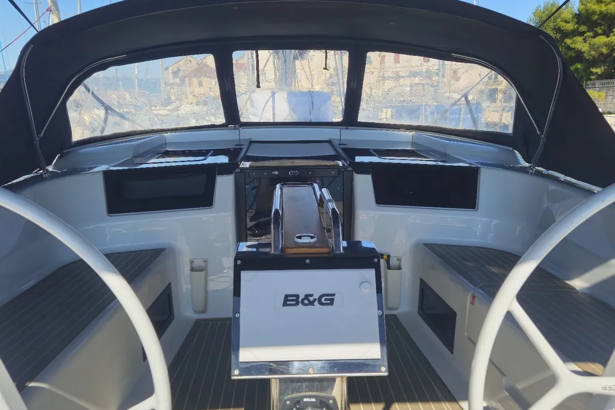 Faro, a Hanse Yachts Hanse 418 sailboat at Grad Biograd na Moru, Croatia