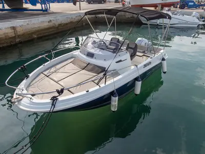 Exterior view of Cap Camarat 5.5 WA, a Jeanneau Cap Camarat 5.5 WA motorboat at Općina Medulin, Croatia