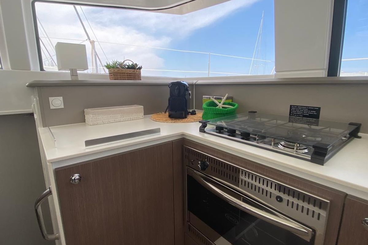 Galley of ANEMOS, a Bali 4.3 catamaran at Capo d'Orlando, Italy