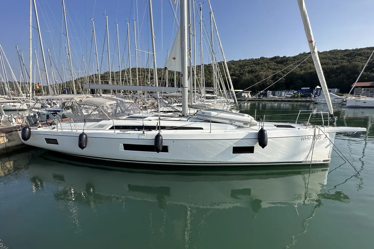 Exterior view of Dune, a Beneteau Oceanis 51.1 sailboat at Općina Rogoznica, Croatia