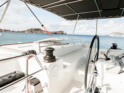 Cockpit of Harael, a Lagoon 450 Fly catamaran at Figari/Golfo Aranci, Italy