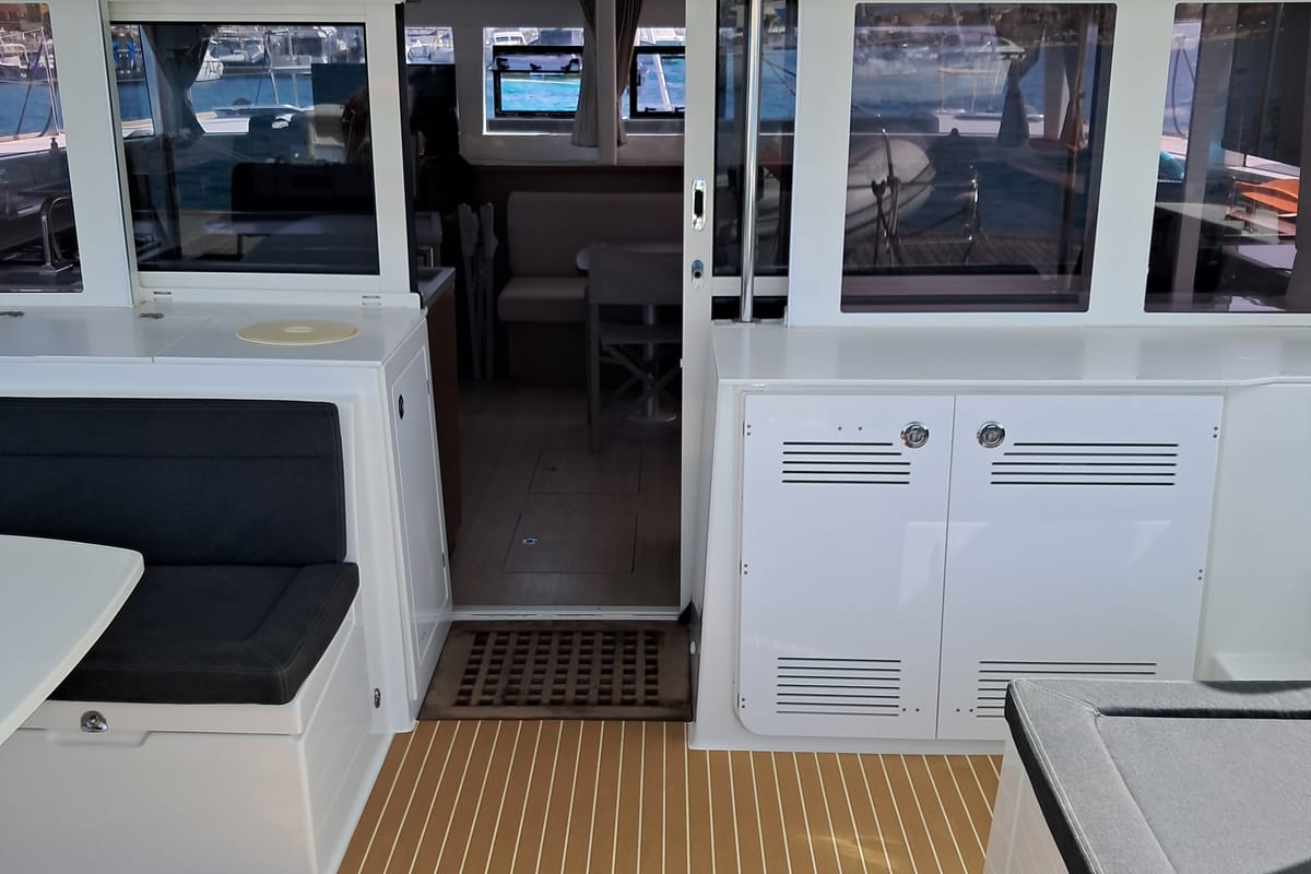 Deck of Harael, a Lagoon 450 Fly catamaran at Figari/Golfo Aranci, Italy
