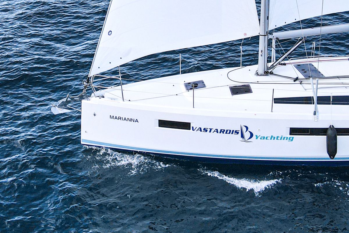Exterior view of Marianna, a Jeanneau Sun Odyssey 410 sailboat at Gouvia, Greece