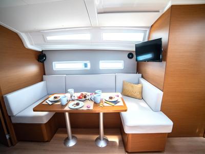 Salon of Marianna, a Jeanneau Sun Odyssey 410 sailboat at Gouvia, Greece