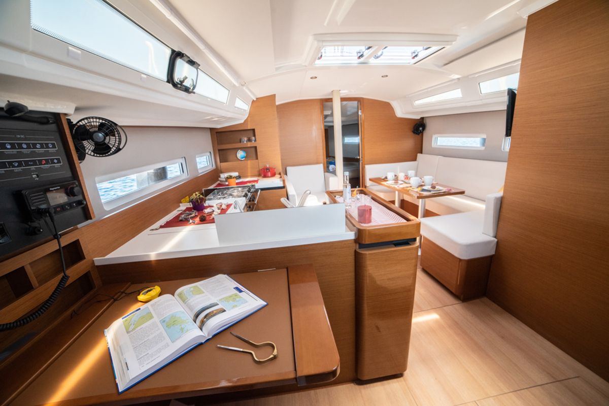 Salon of Marianna, a Jeanneau Sun Odyssey 410 sailboat at Gouvia, Greece