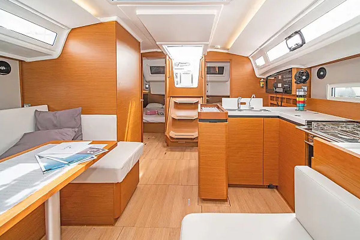 Salon of Henry Every, a Jeanneau Sun Odyssey 410 sailboat at Municipal Unit of Rhodes, Greece