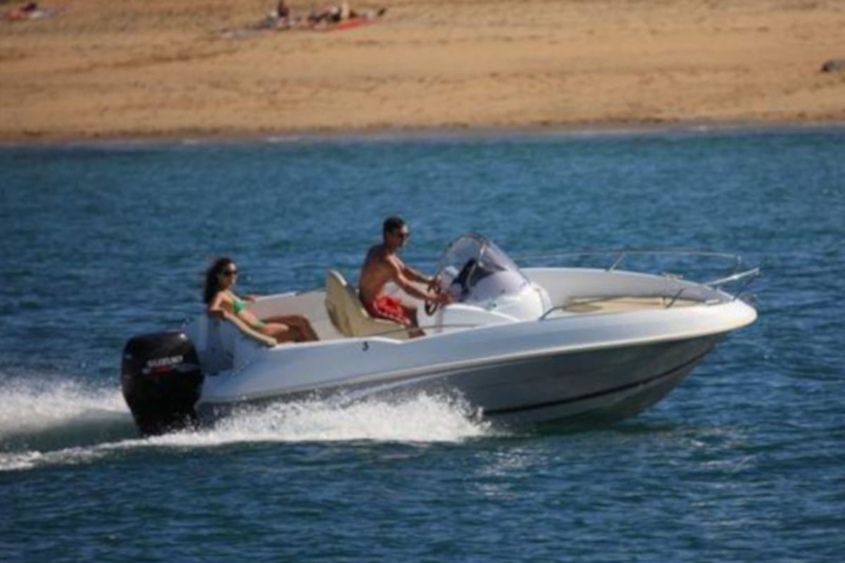Beba, a Beneteau 550 Flyer motorboat at Zadar, Croatia