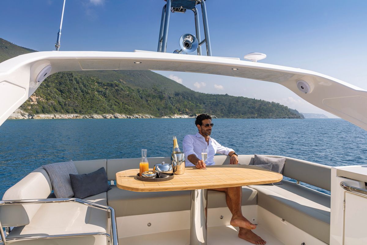 Deck of Riaz Tahia, a Absolute Yachts Absolute 47 Fly motorboat at Primošten, Croatia