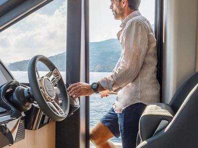 Cockpit of Riaz Tahia, a Absolute Yachts Absolute 47 Fly motorboat at Primošten, Croatia