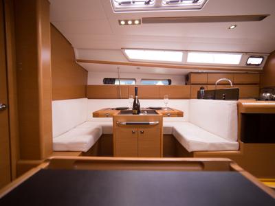 Salon of Leonidas, a Jeanneau Sun Odyssey 409 sailboat at Marina Delta Kallithea, Greece
