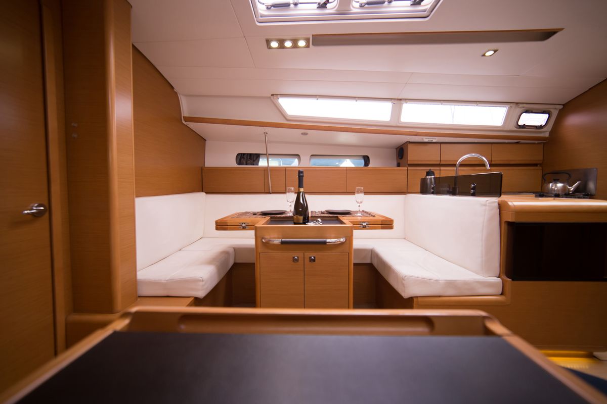 Salon of Leonidas, a Jeanneau Sun Odyssey 409 sailboat at Marina Delta Kallithea, Greece