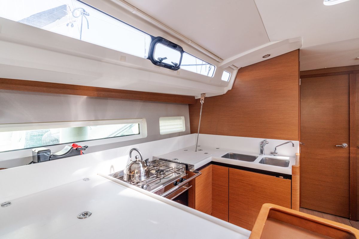 Galley of Diana - Standard line, a Jeanneau Sun Odyssey 440 sailboat at Tonnarella, Italy