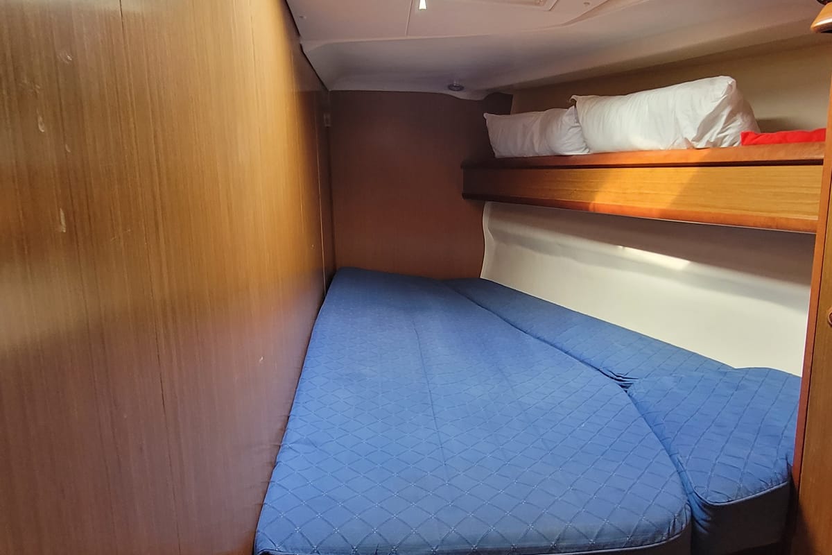 Cabin on Rubra, a Jeanneau Sun Odyssey 49 sailboat at Toulon, France
