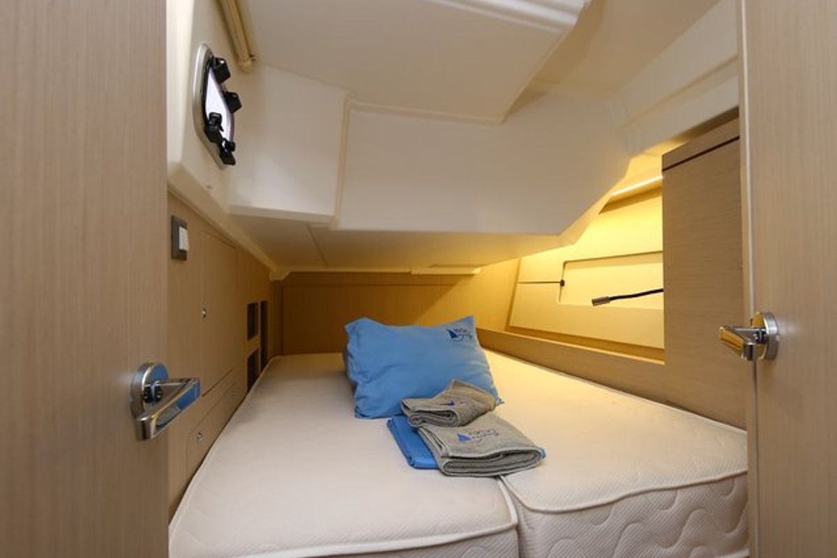 Cabin on Wunderbar, a Beneteau Oceanis 46.1 sailboat at Fethiye, Turkey