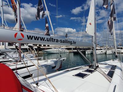 Deck of Ivy, a Beneteau Oceanis 46.1 sailboat at Split, Croatia