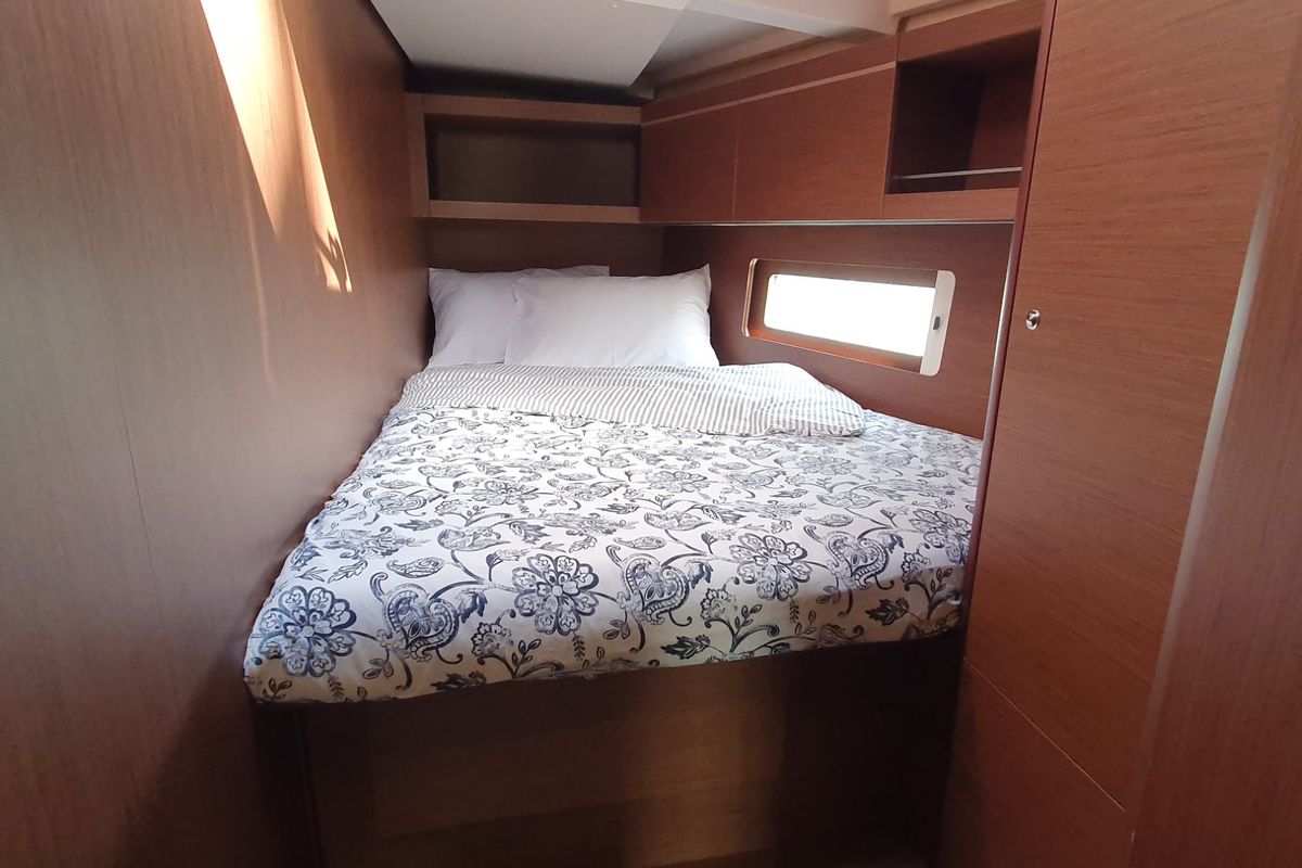 Cabin on Ivy, a Beneteau Oceanis 46.1 sailboat at Split, Croatia
