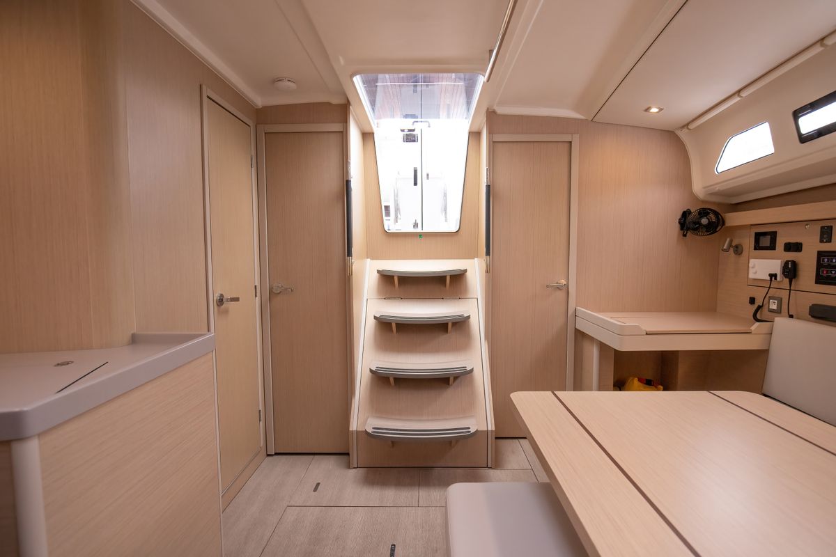Salon of Cupido - Comfort line, a Beneteau Oceanis 40.1 sailboat at Tonnarella, Italy